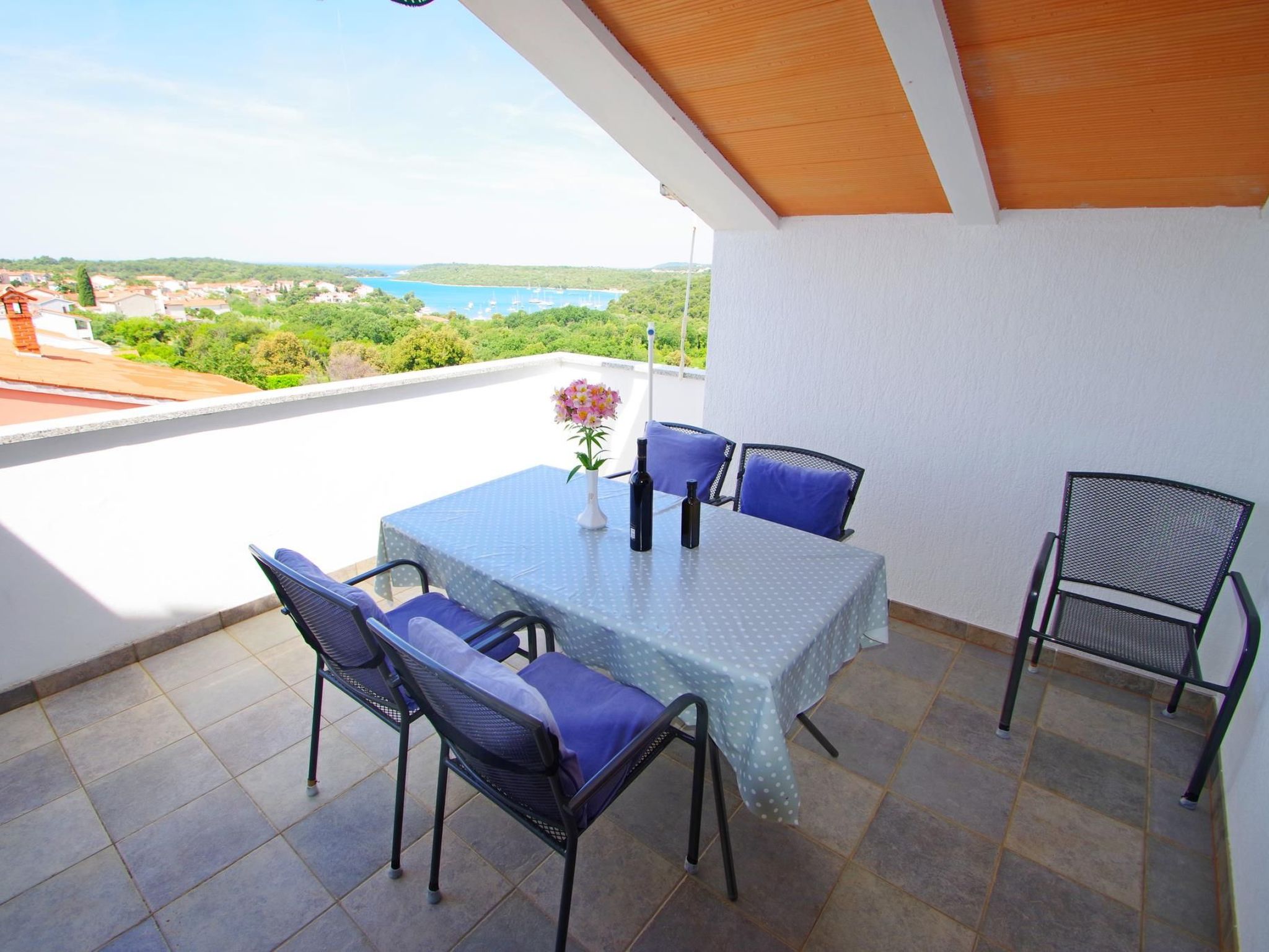 In Banjole mit Gemeinschaftspool