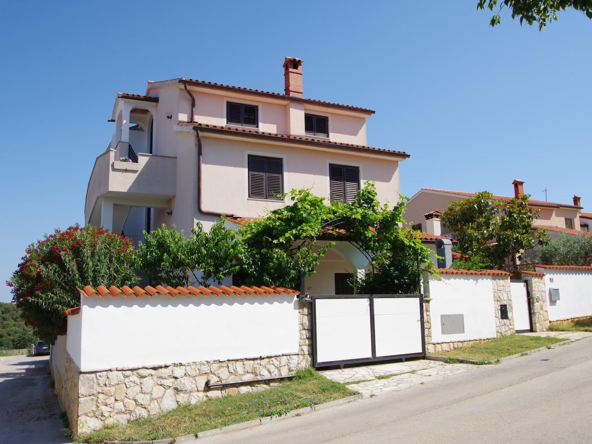 Photo of in Banjole mit Gemeinschaftspool