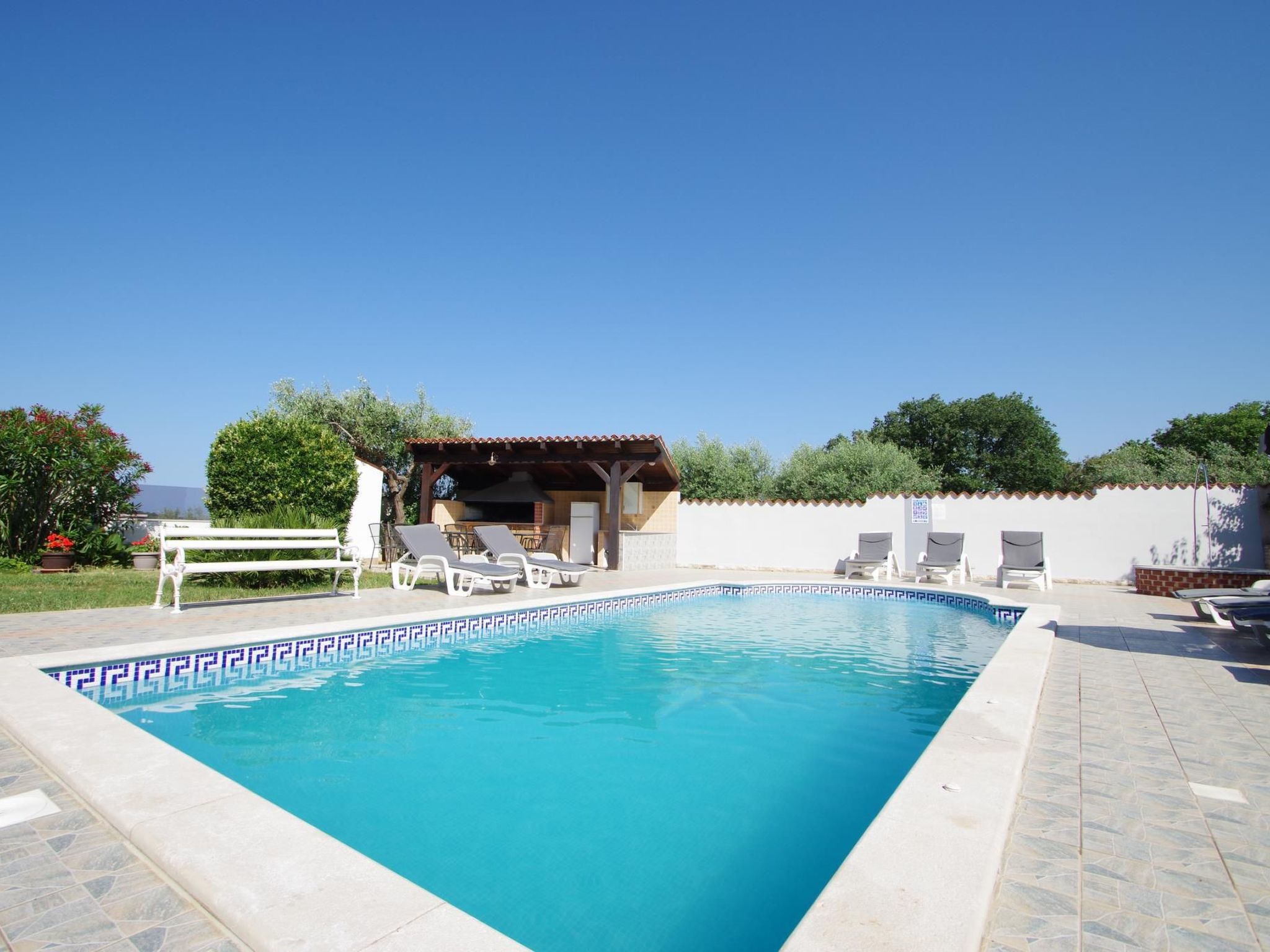 Photo of in Banjole mit Gemeinschaftspool