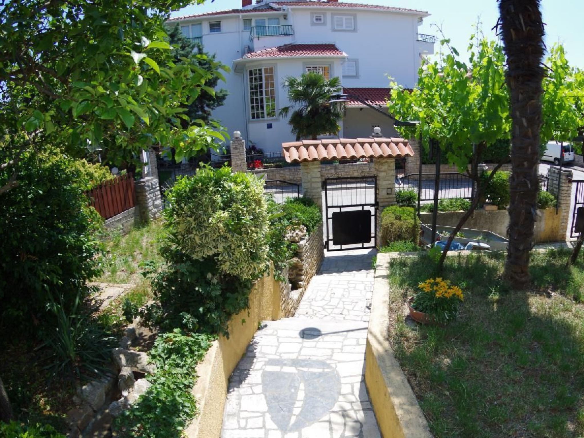 Photo of Schönes Apartment in Pješčana Uvala, Strand in der Nähe