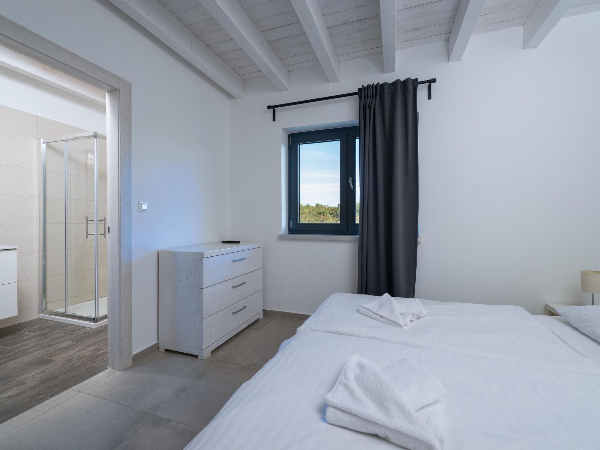 Villa Sole am Meer mit Pool, Sauna, Whirlpool-Drinnen