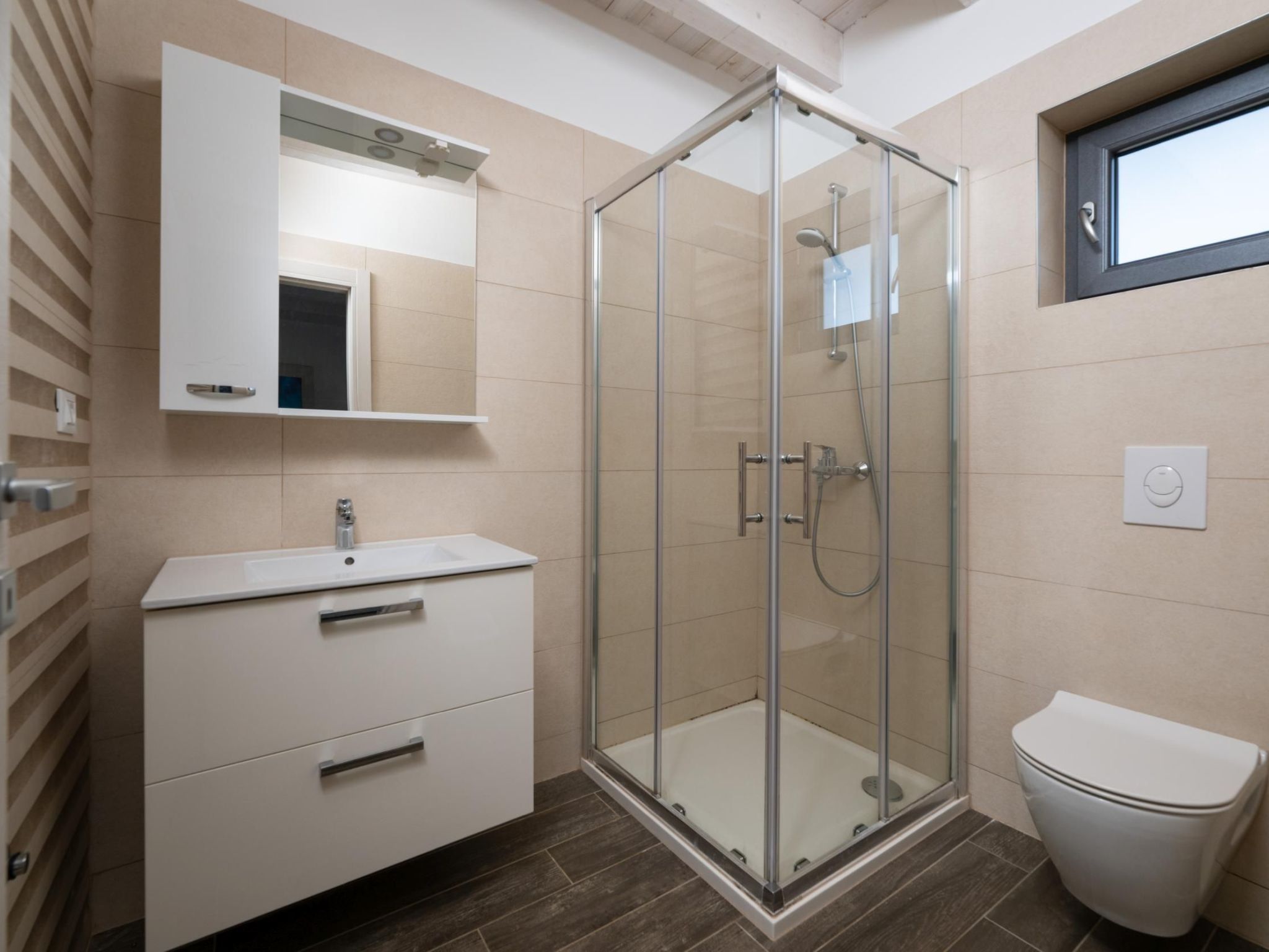 Villa Sole am Meer mit Pool, Sauna, Whirlpool-Drinnen