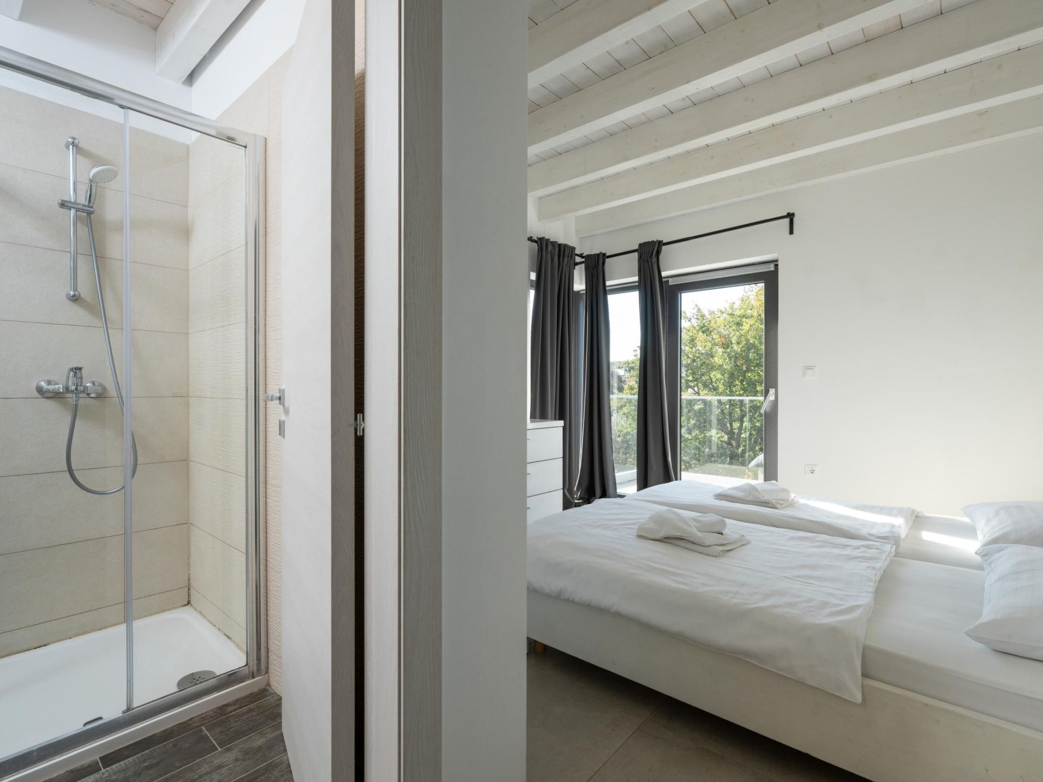 Villa Sole am Meer mit Pool, Sauna, Whirlpool-Drinnen