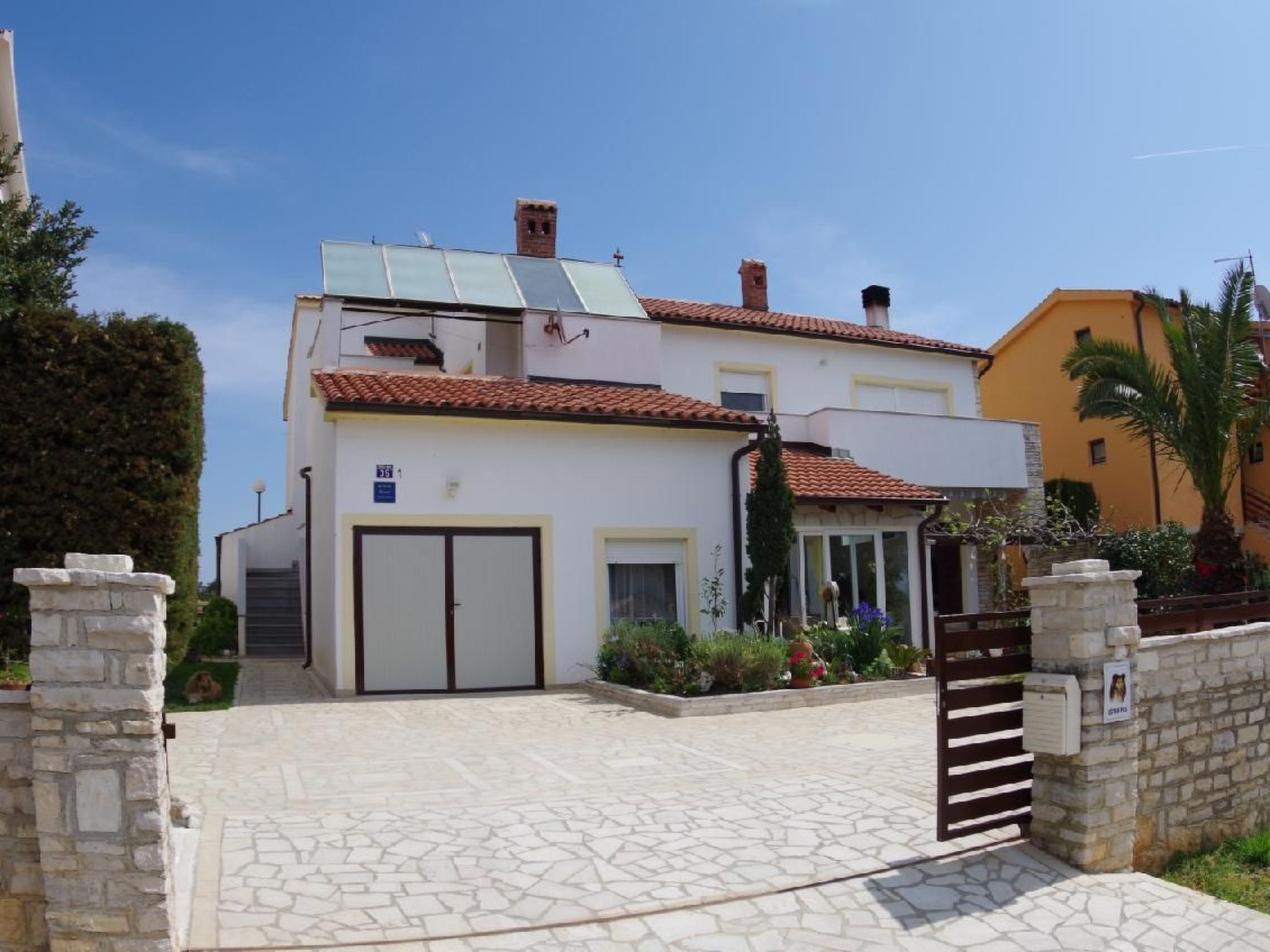 Mit privatem Pool in Vinkuran-Dehors