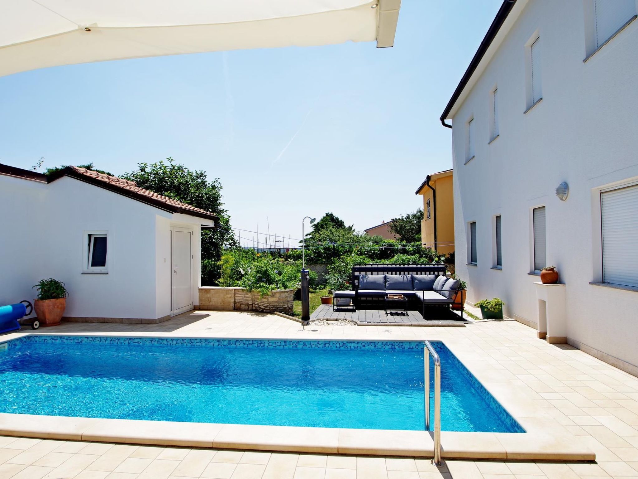 Mit privatem Pool in Vinkuran-Dehors