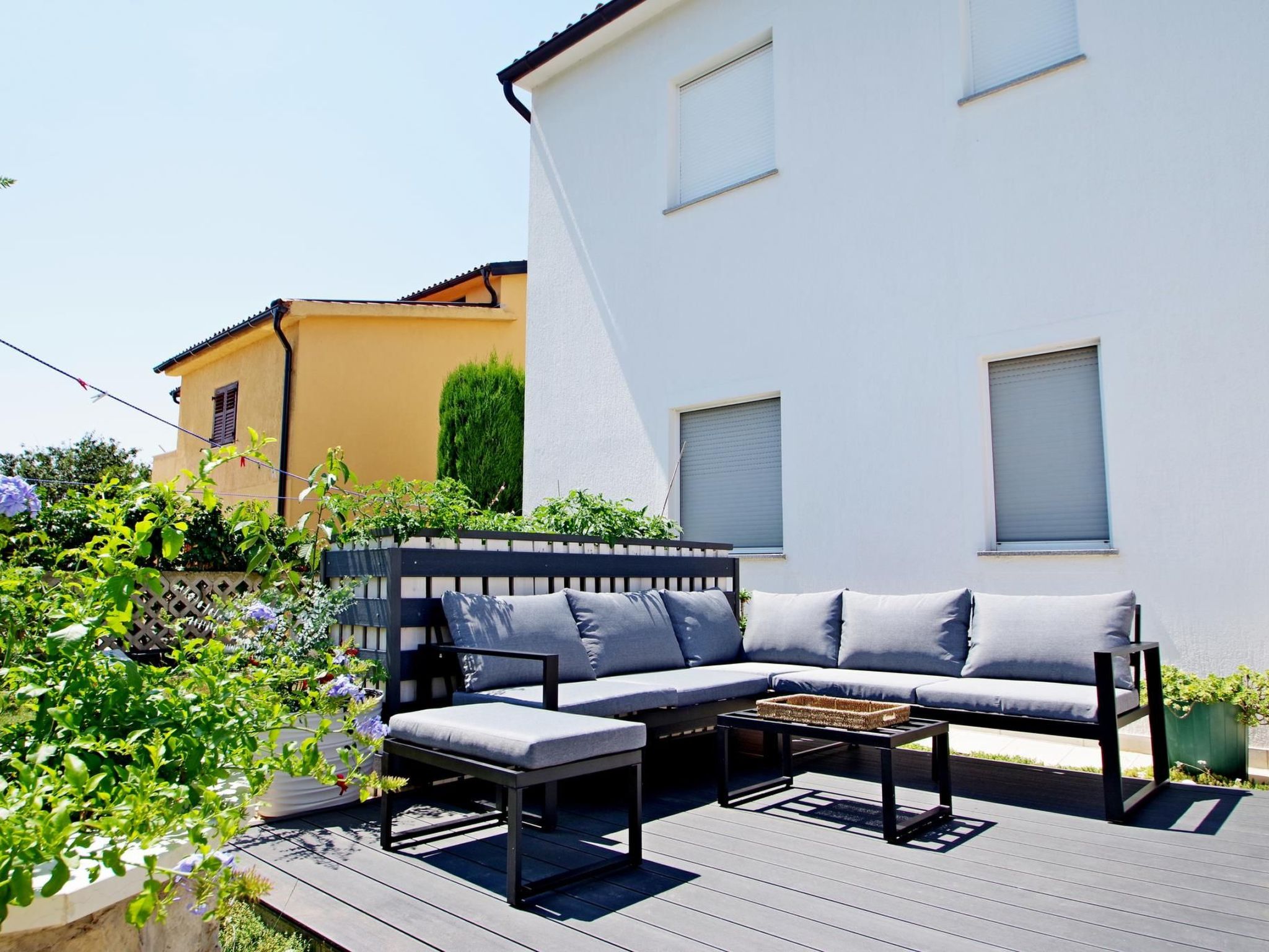 Mit privatem Pool in Vinkuran-Dedans