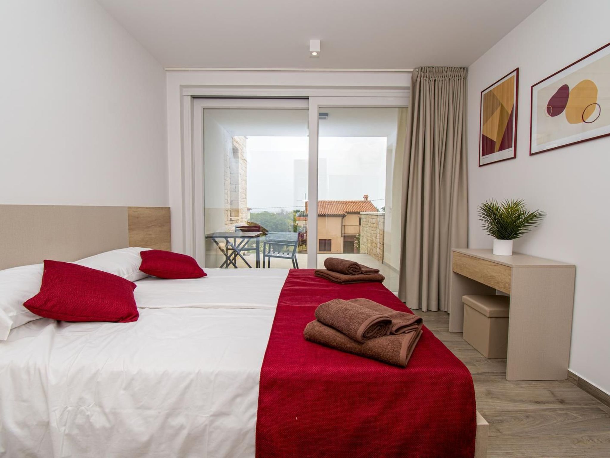 Photo of Schöne Villa im Dorf Ližnjan