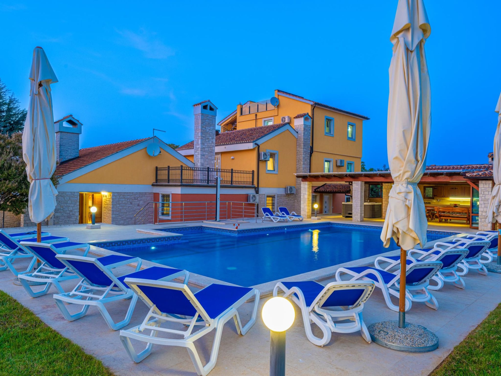 Villa Suzanne-Binnen