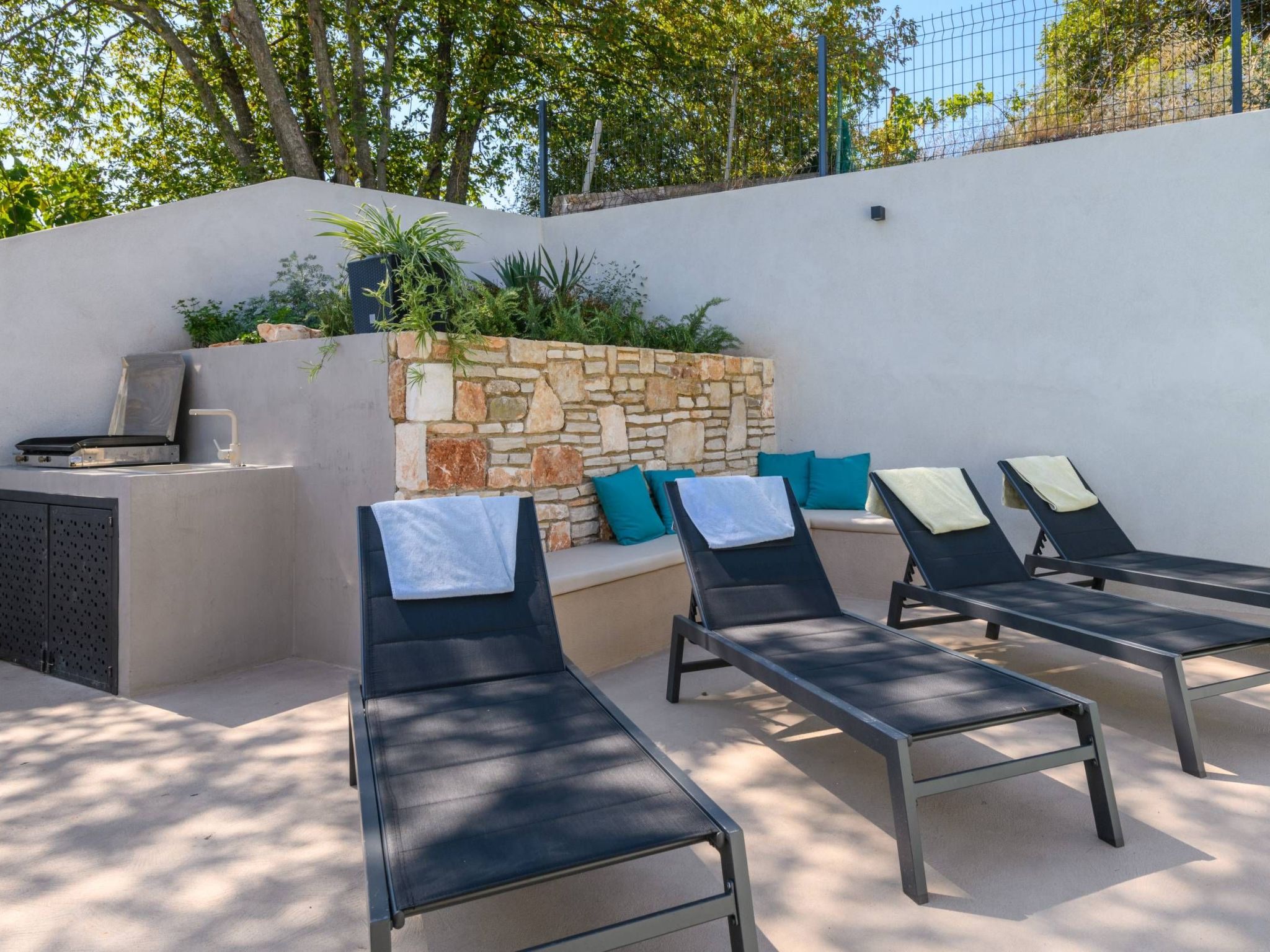 In Vintijan mit Privatem Pool-Binnen