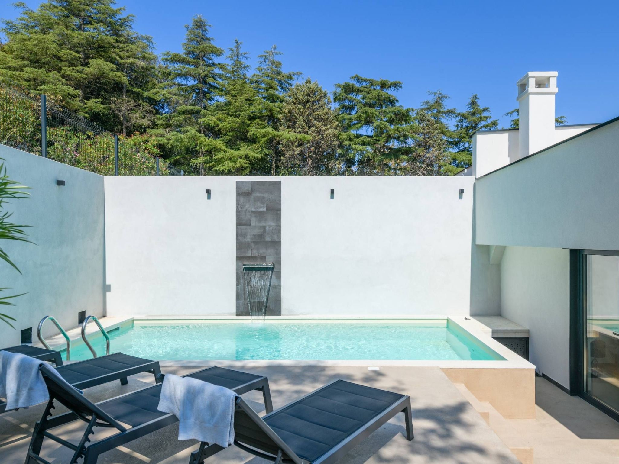 In Vintijan mit Privatem Pool-Binnen