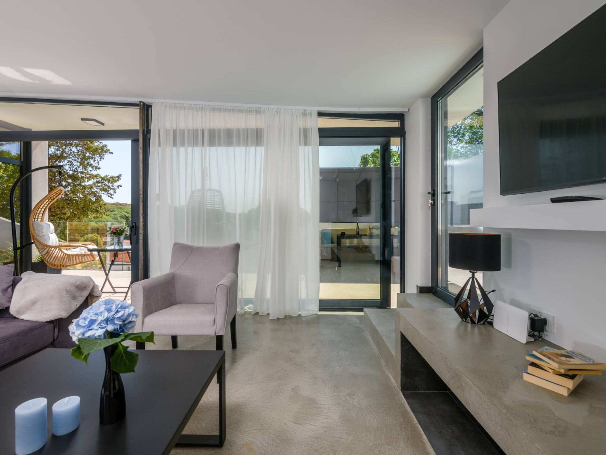 In Vintijan mit Privatem Pool-Binnen