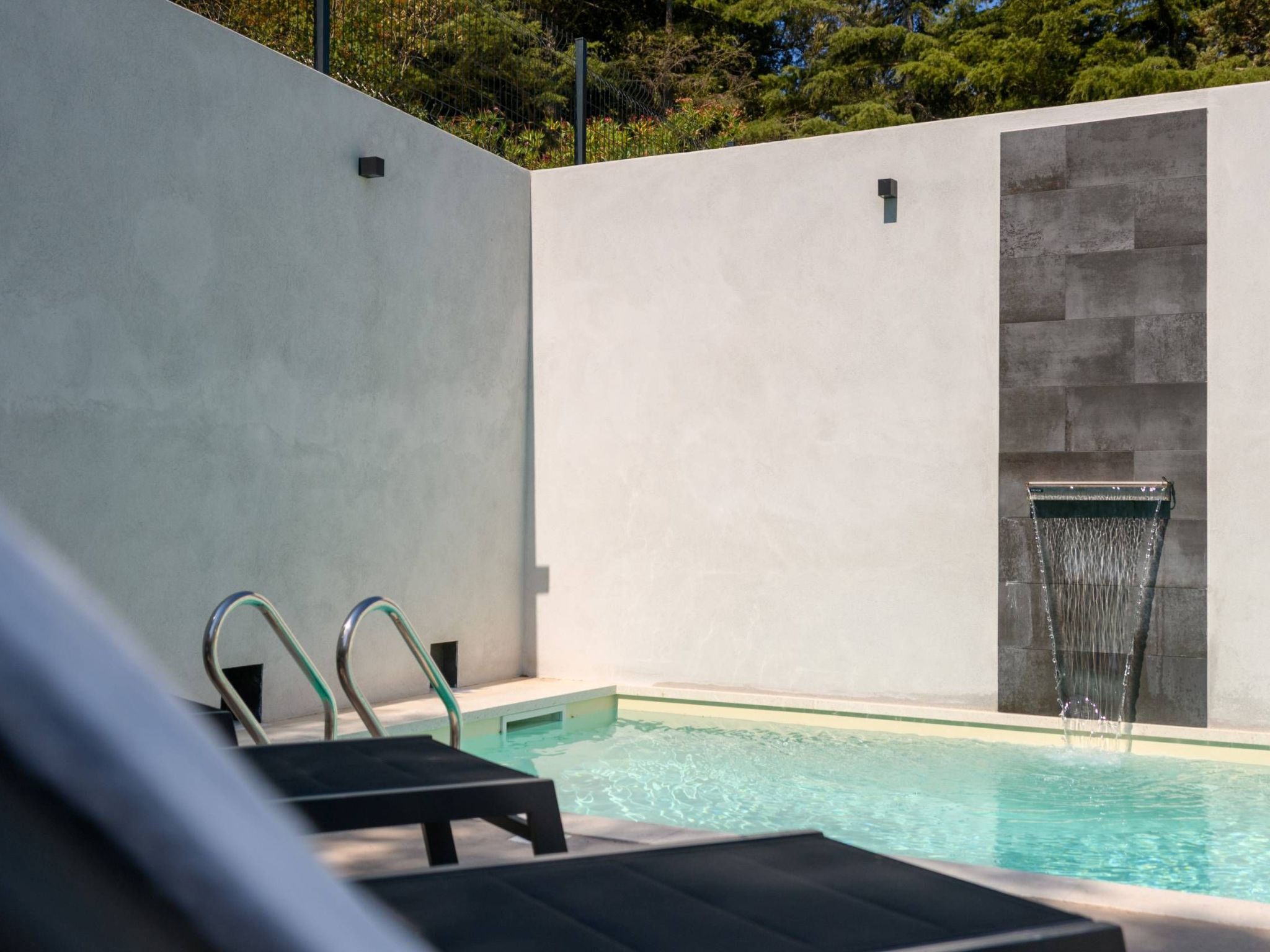 In Vintijan mit Privatem Pool-Binnen