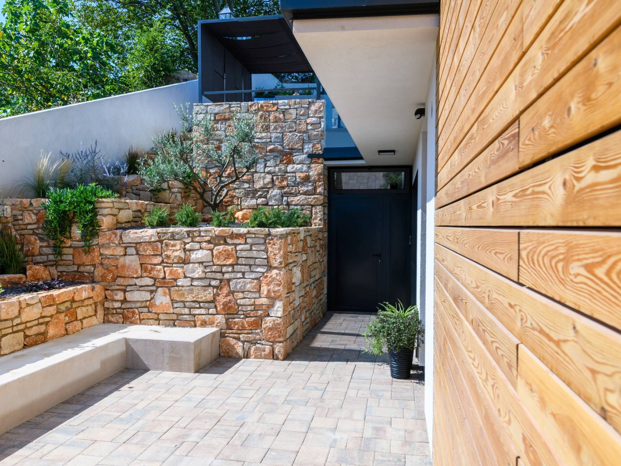 In Vintijan mit Privatem Pool-Binnen