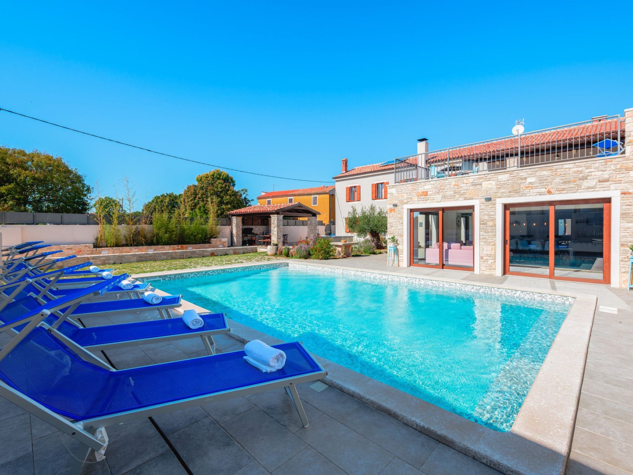 Villa Valtura-Binnen