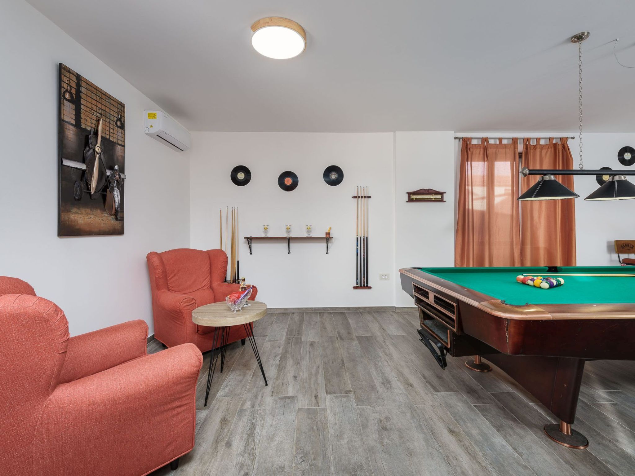 Villa Valtura-Binnen