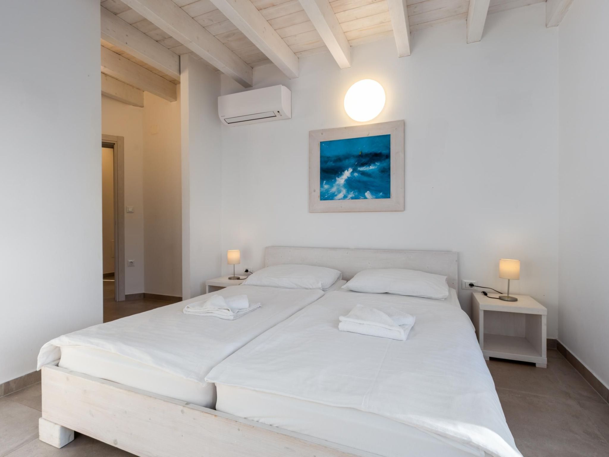 Villa Luna mit Pool, Sauna, Whirlpool, Tennisplatz-Drinnen