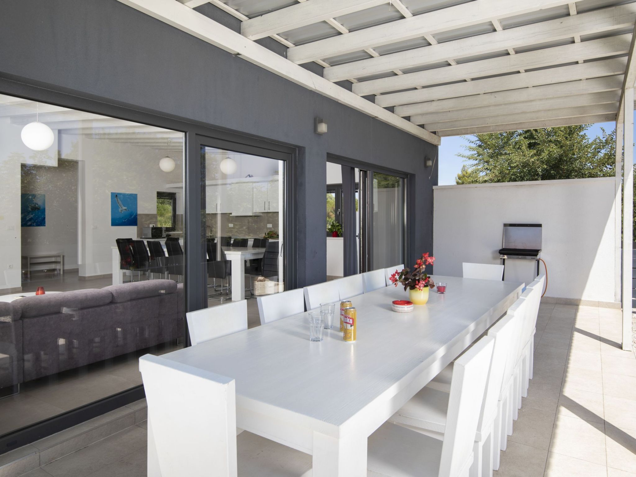 Villa Luna mit Pool, Sauna, Whirlpool, Tennisplatz-Drinnen