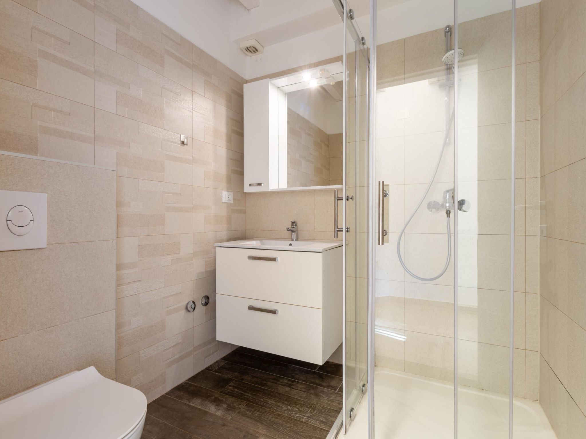 Villa Luna mit Pool, Sauna, Whirlpool, Tennisplatz-Drinnen