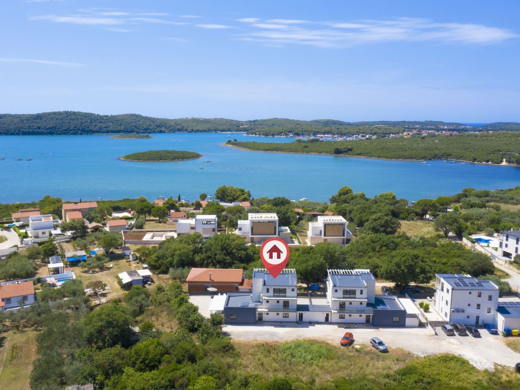 Villa Luna mit Pool, Sauna, Whirlpool, Tennisplatz-Drinnen