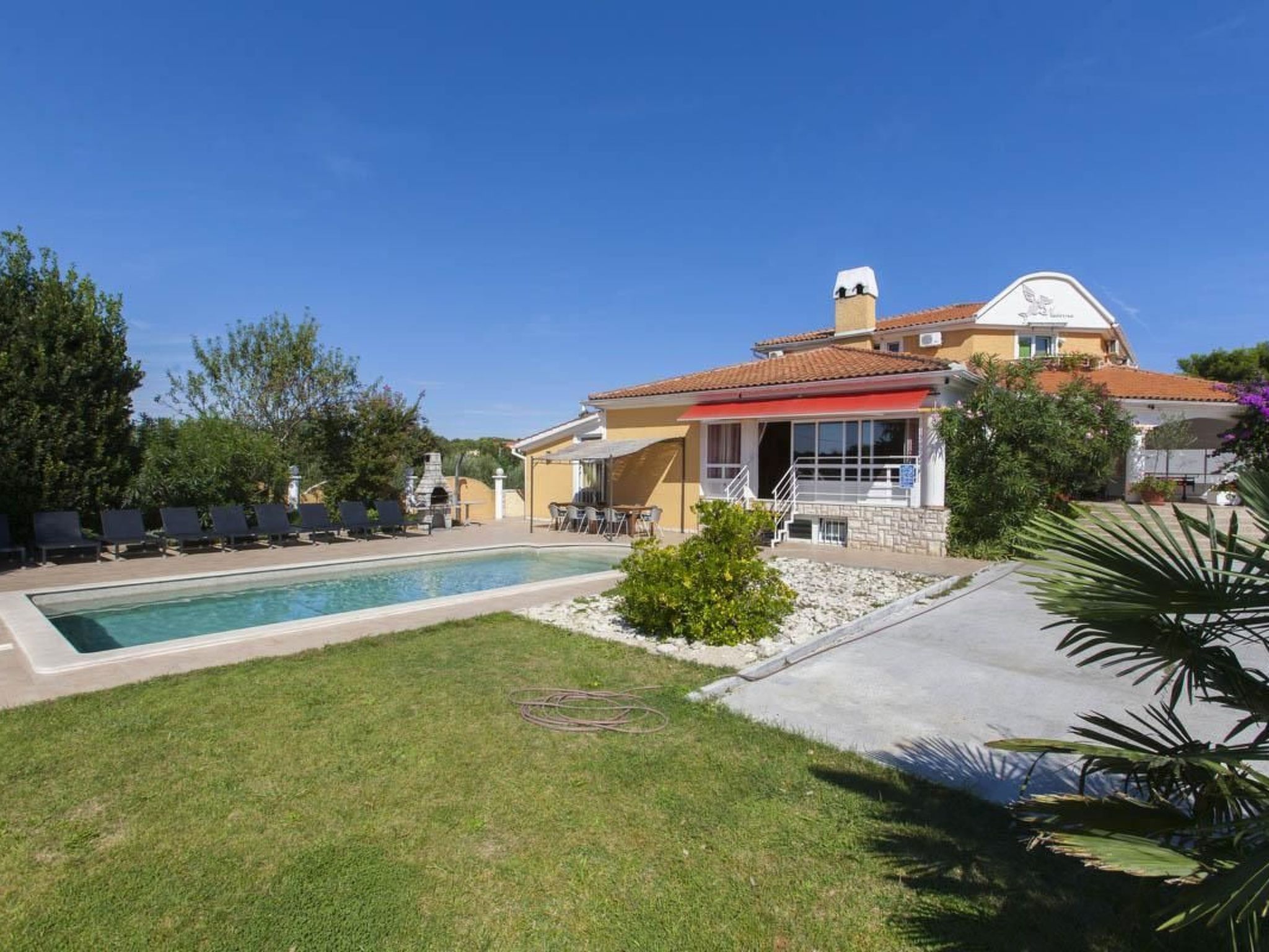 Vakantiehuis met privé zwembad in Pula/Banjole (Kroatië) voor 20 personen