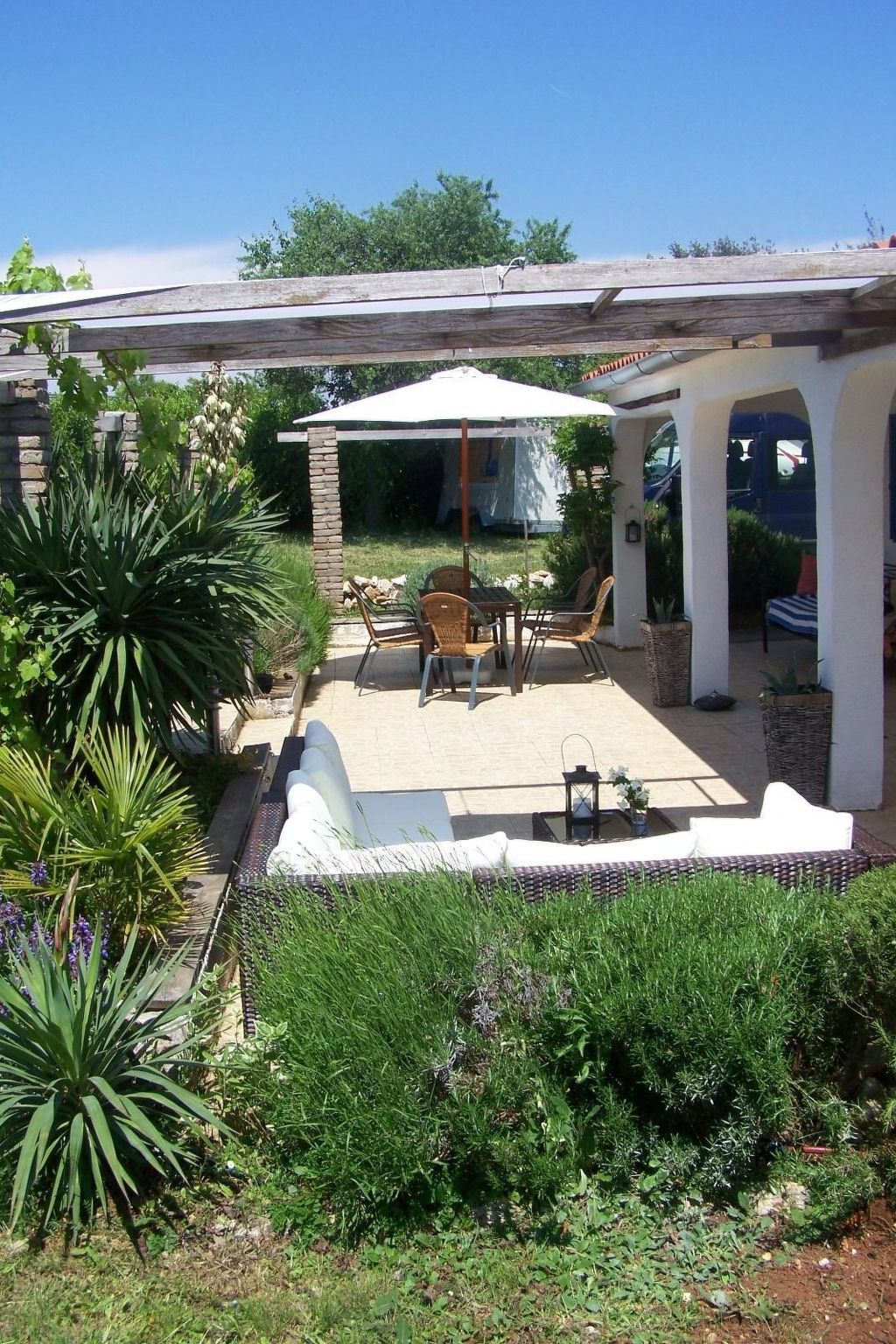 Villa More mit Pool-Image-tags.info