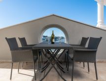 Appartement Donatella 2 met panoramisch zeezicht in Banjole, Istrië - thumbnail 3