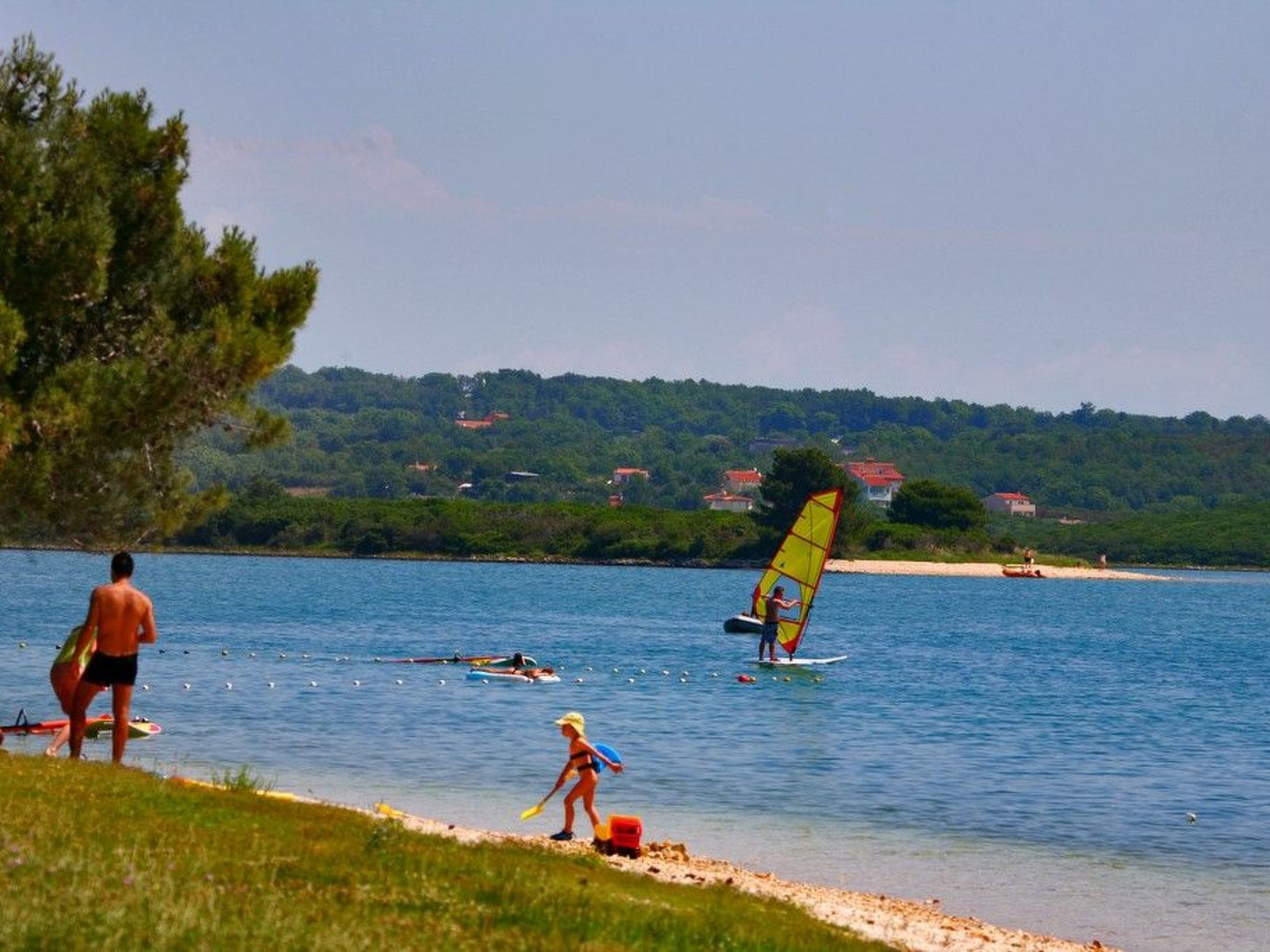 Beach House BET, romantisches Refugium im Olivenhain-Drinnen