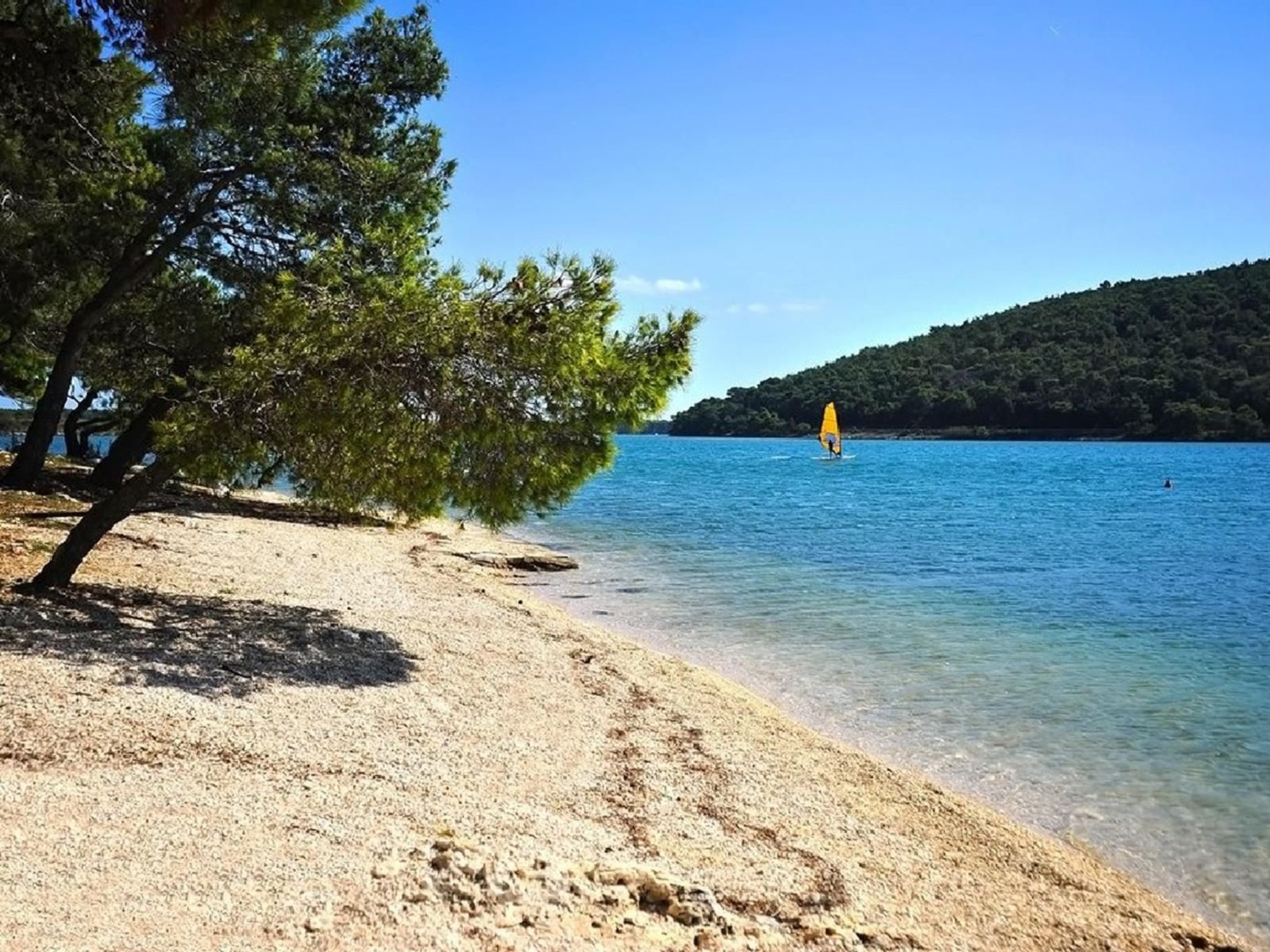 Beach House BET, romantisches Refugium im Olivenhain-Drinnen