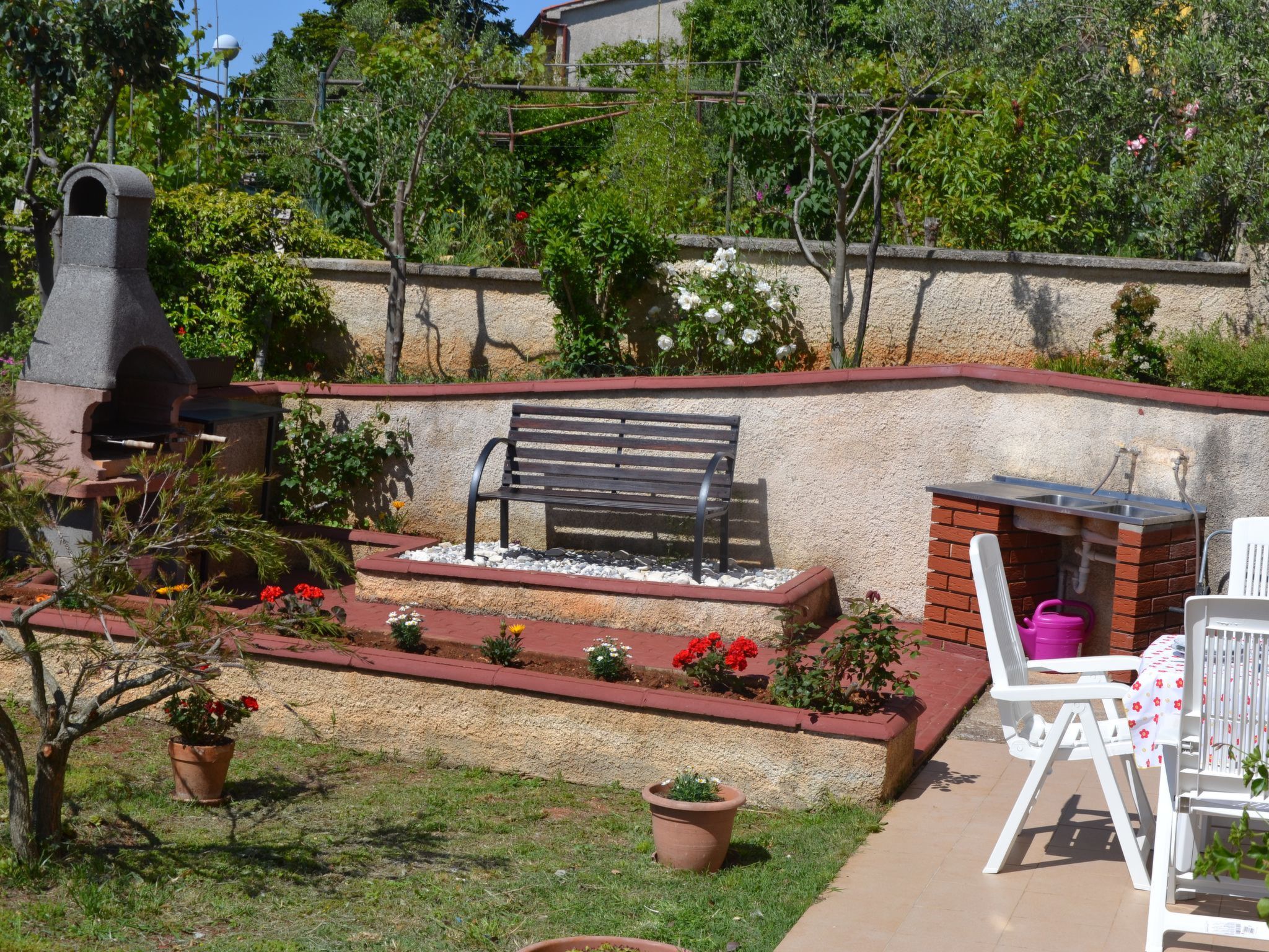 Helle Ferienwohnung in Vinkuran mit Garten, Grill und Terrasse - Image-tags.info