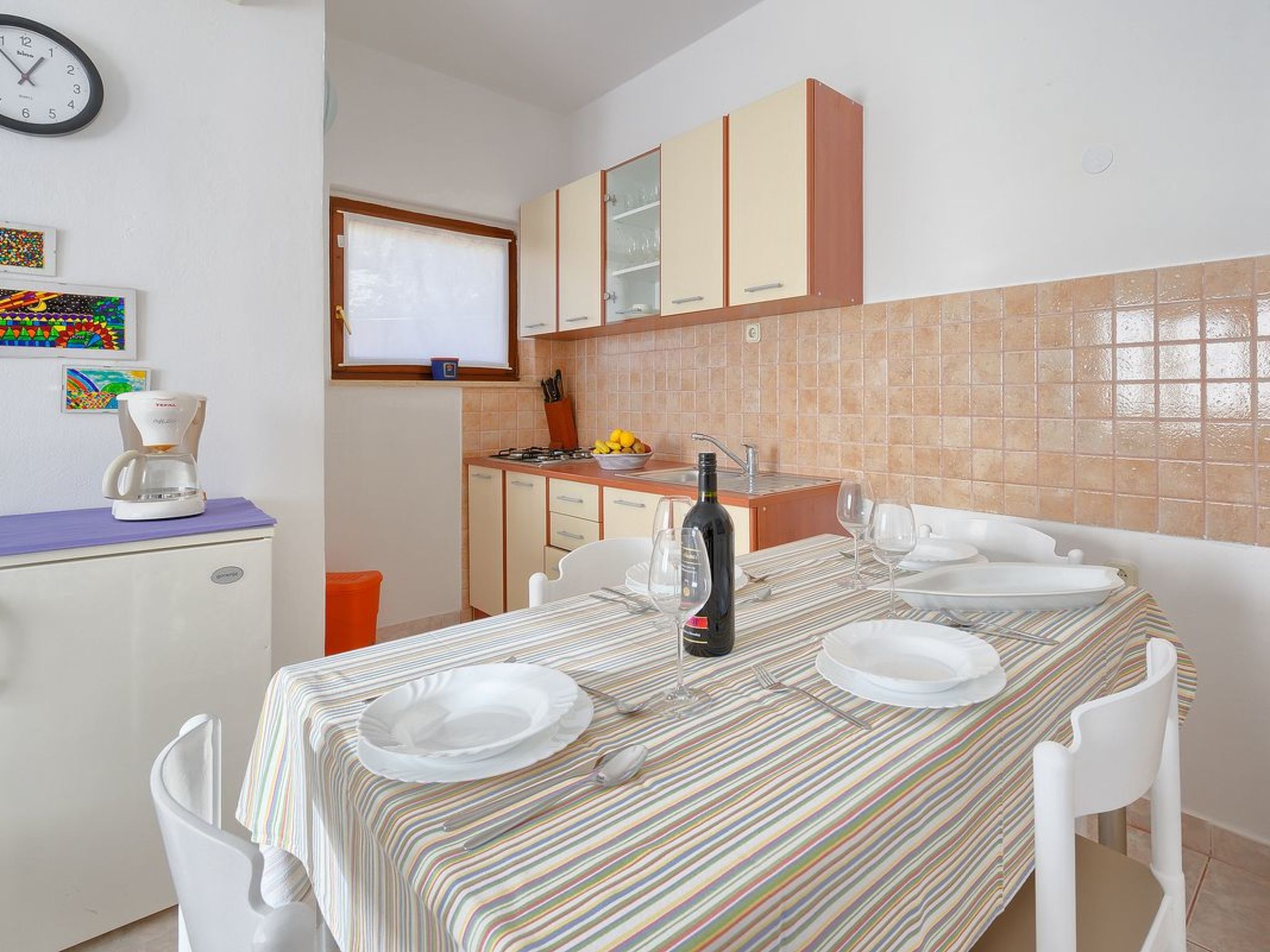 Helle Ferienwohnung in Vinkuran mit Garten, Grill und Terrasse - Image-tags.info