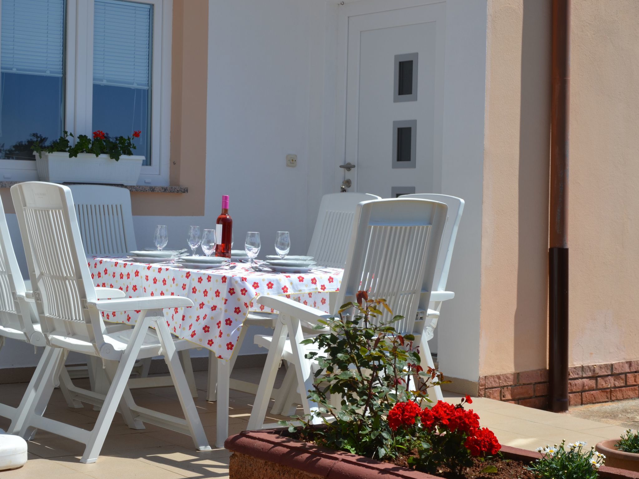 Helle Ferienwohnung in Vinkuran mit Garten, Grill und Terrasse - Image-tags.info