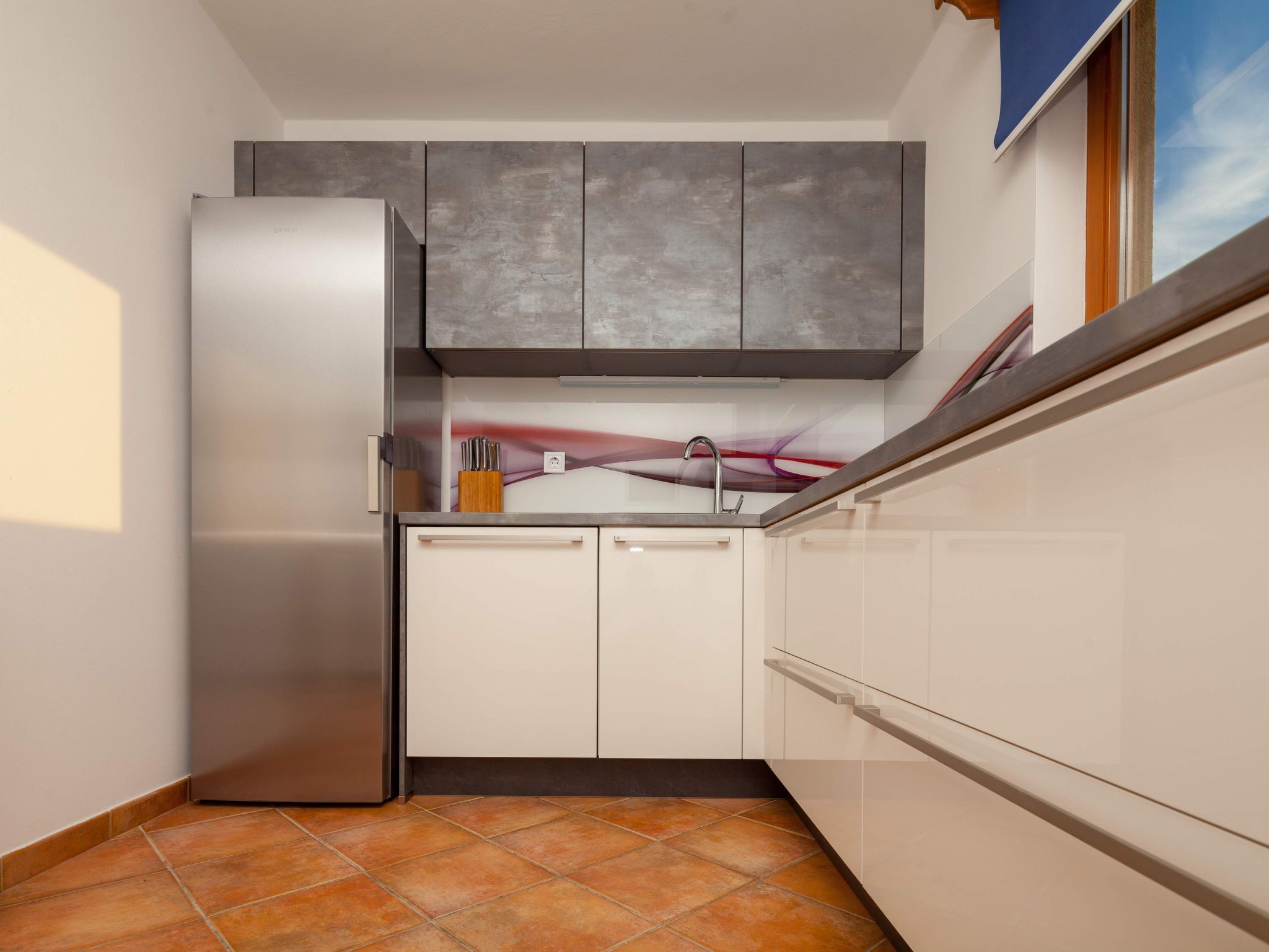 Photo of Mirjana mit eingezäuntem Garten