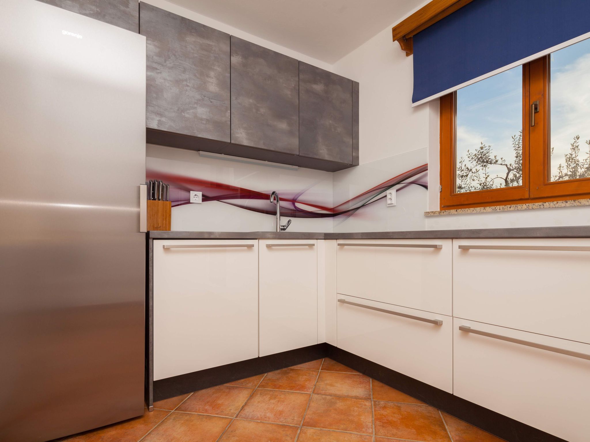 Photo of Mirjana mit eingezäuntem Garten