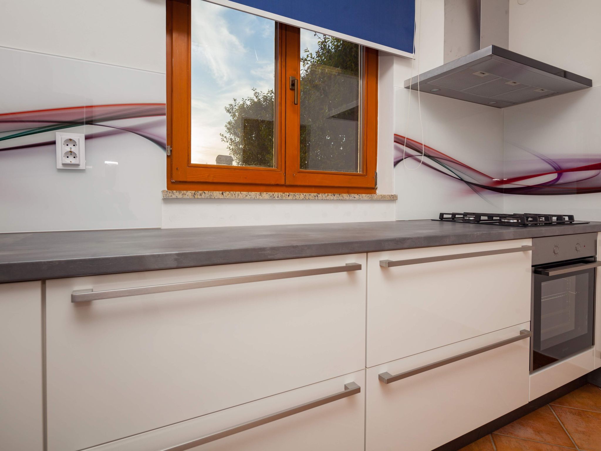 Photo of Mirjana mit eingezäuntem Garten