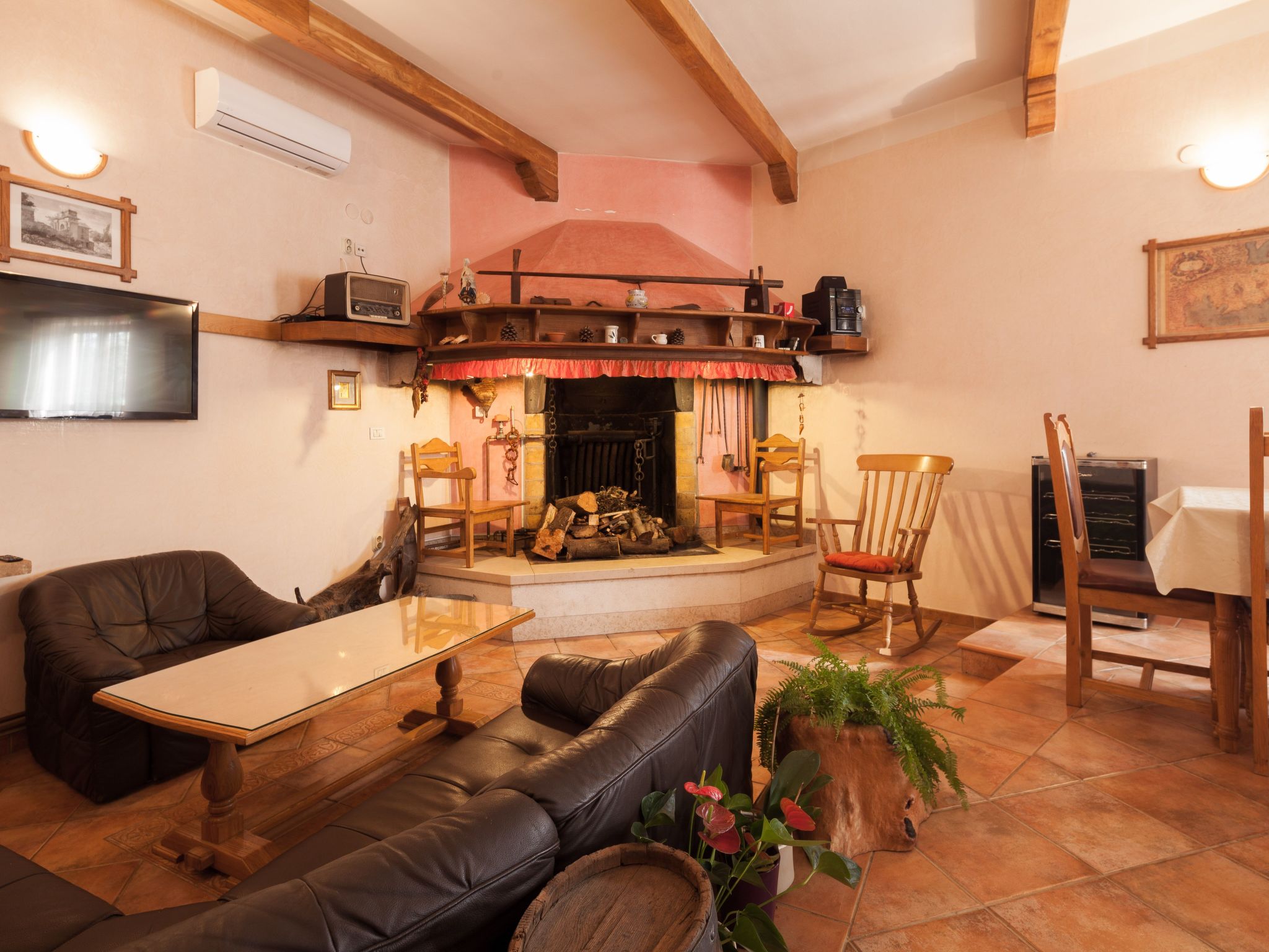 Photo of Mirjana mit eingezäuntem Garten