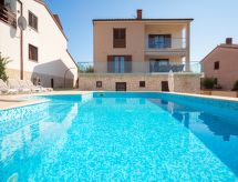 Villa Nicole: Ruim vakantiehuis voor 10 personen bij Banjole, Istrië - thumbnail 1