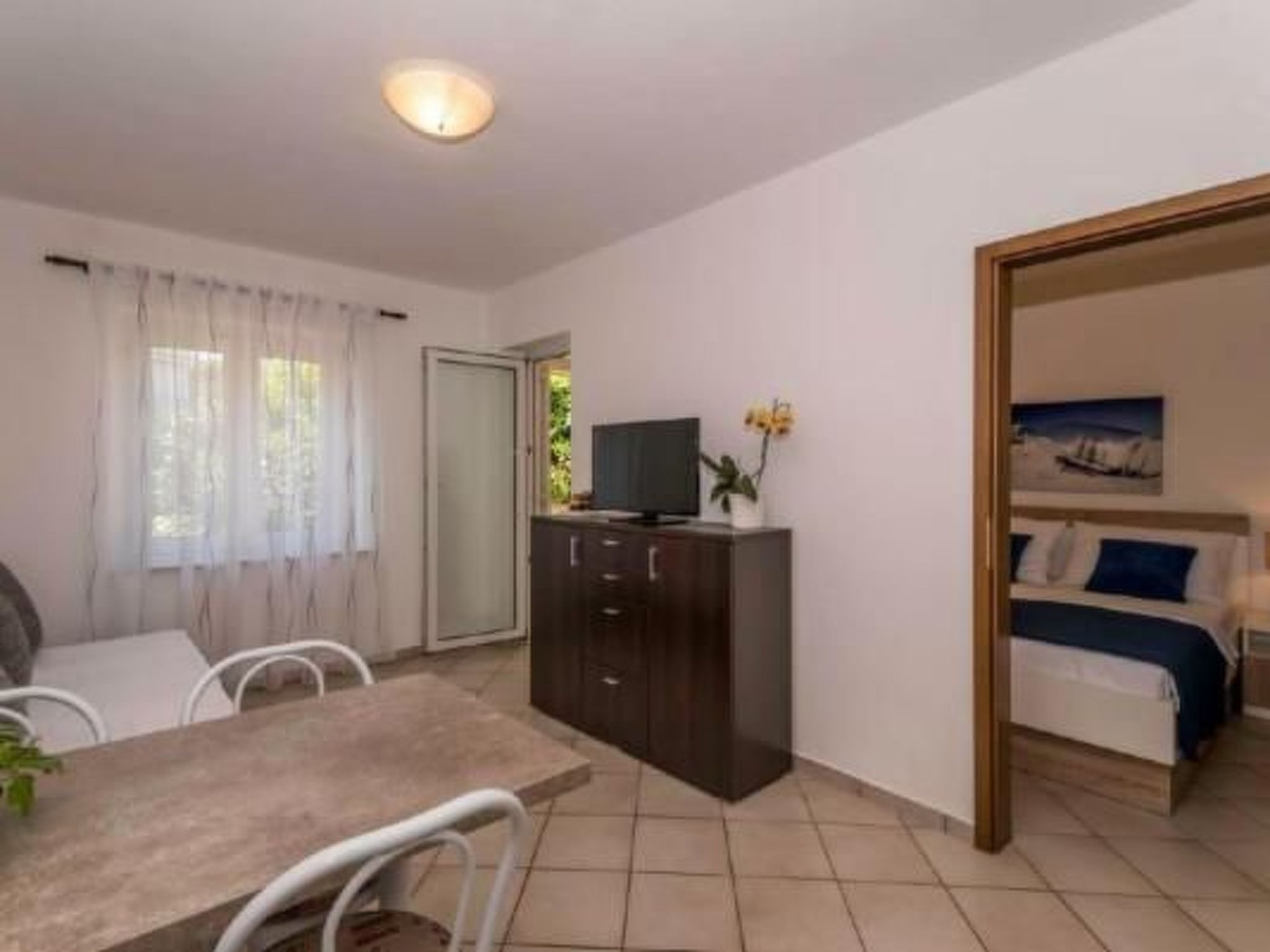 Photo of Wohnung in Pjescana Uvala mit Terrasse und Garte