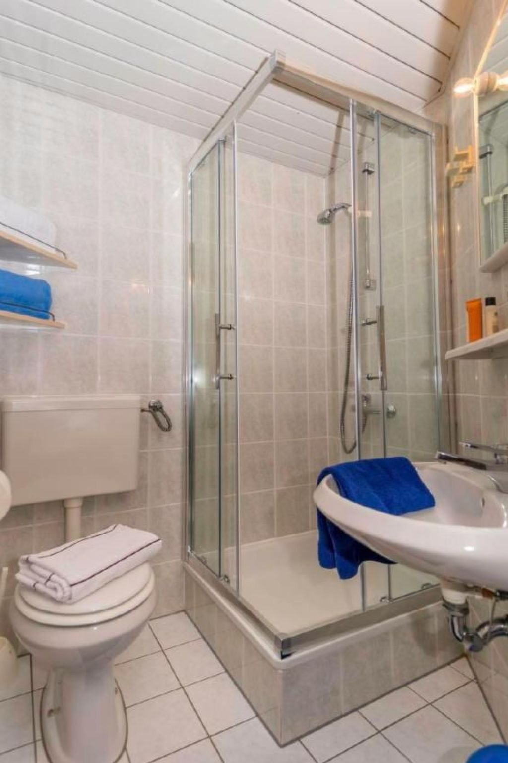 Photo of in Pjescana Uvala mit Grill, Pool