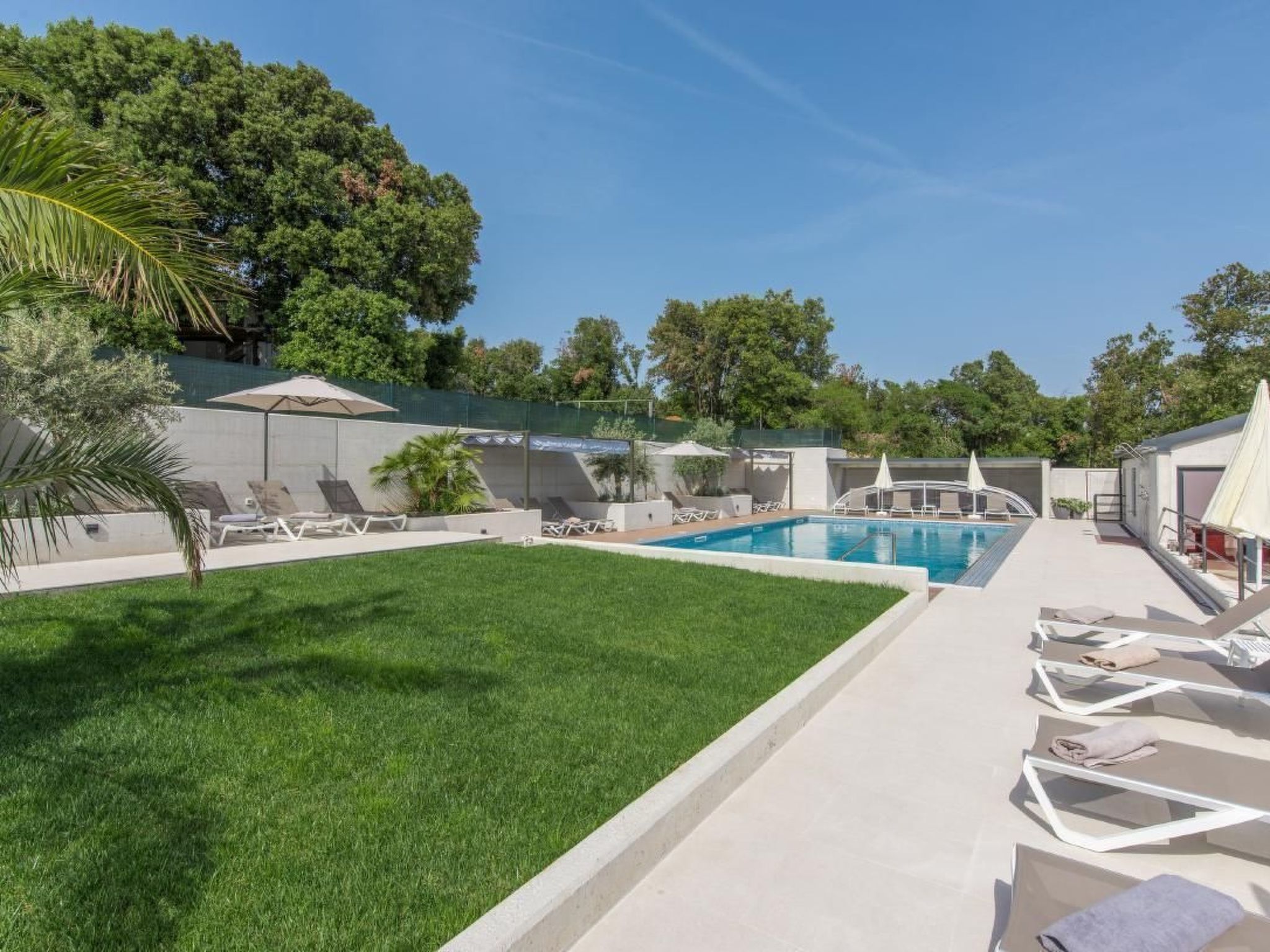 Photo of in Pjescana Uvala mit Grill, Pool