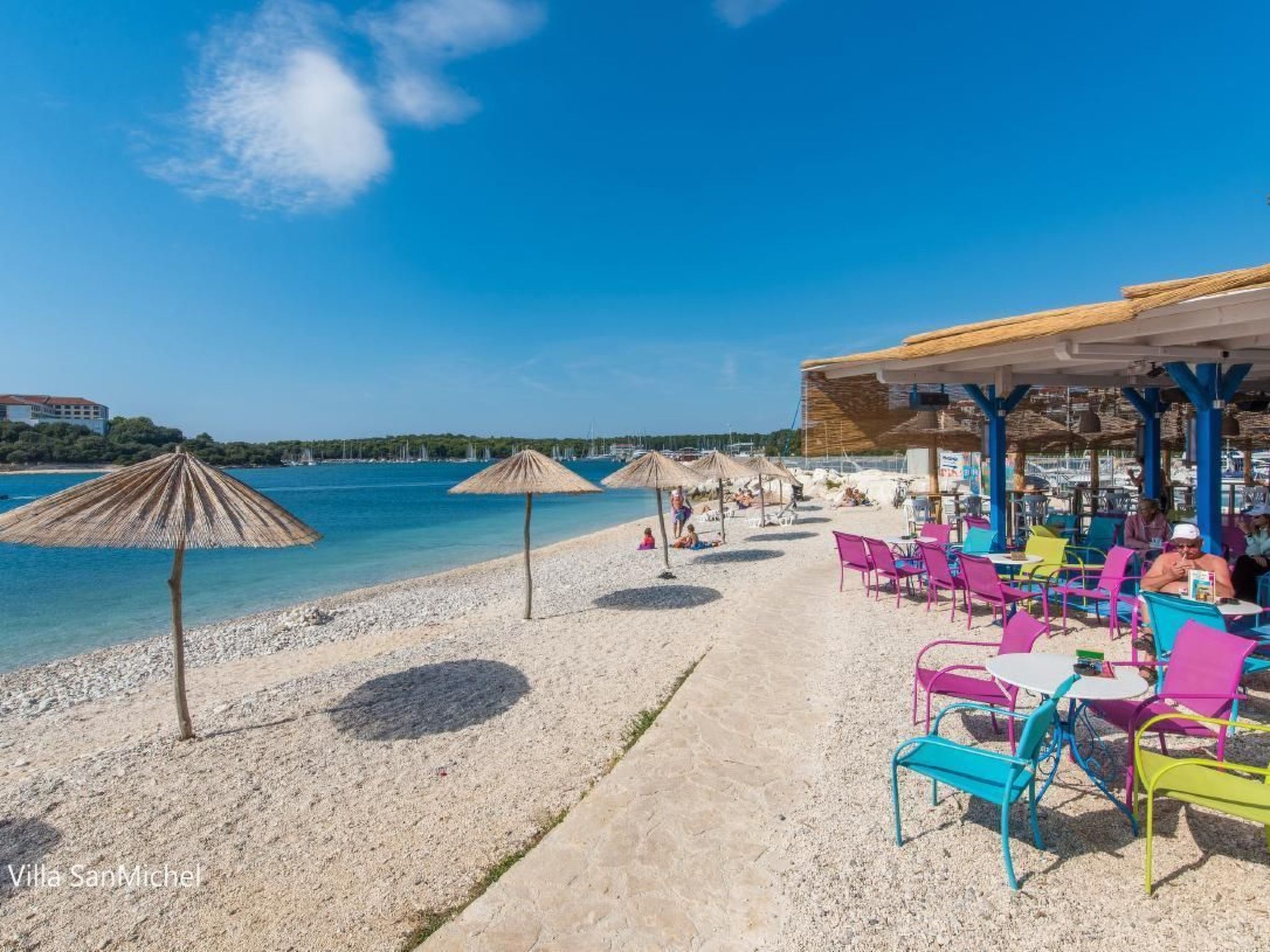 Photo of in Pjescana Uvala mit Grill, Pool