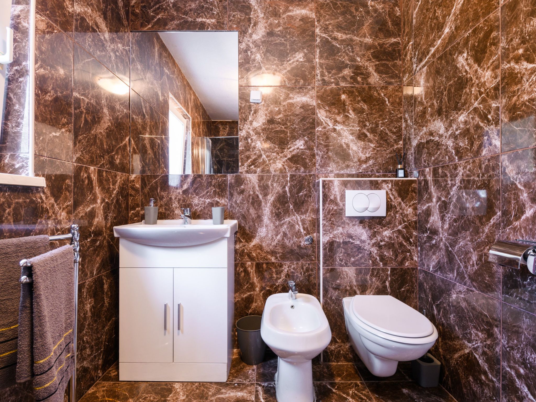 Photo of Wunderschönes Ferienhaus in Pomer mit Garten