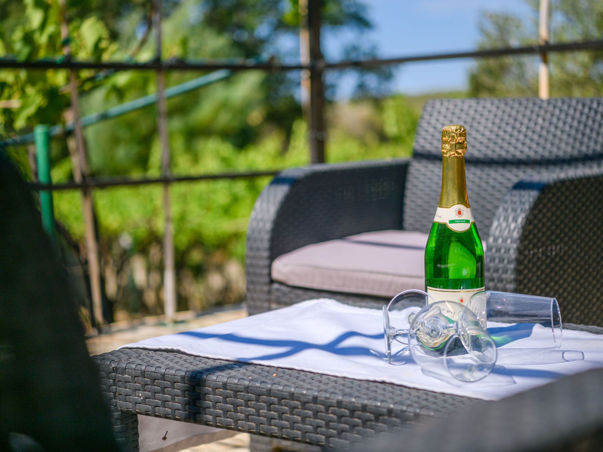 Photo of Wunderschönes Ferienhaus in Pomer mit Garten