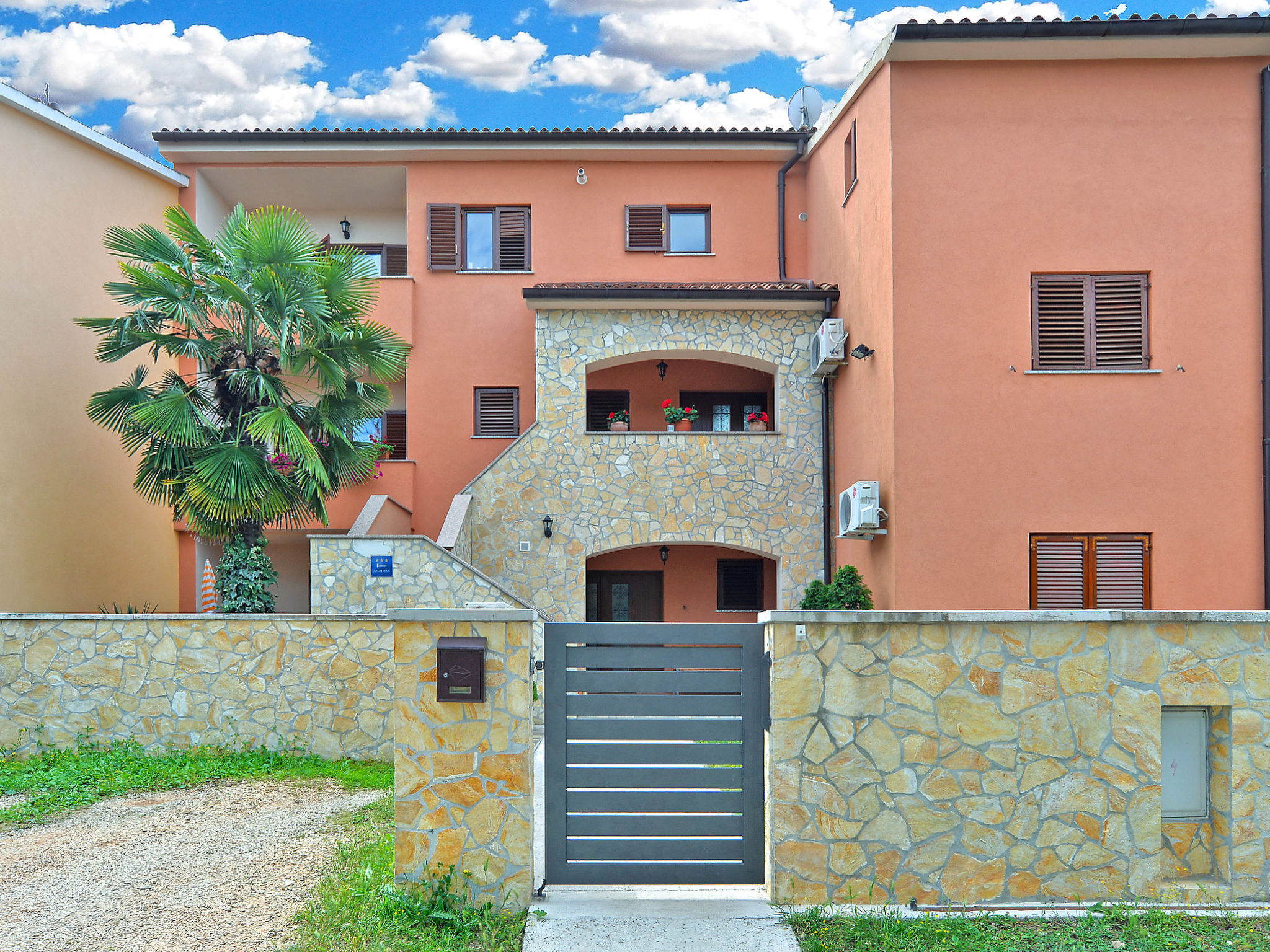 Apartment 295 - Outside