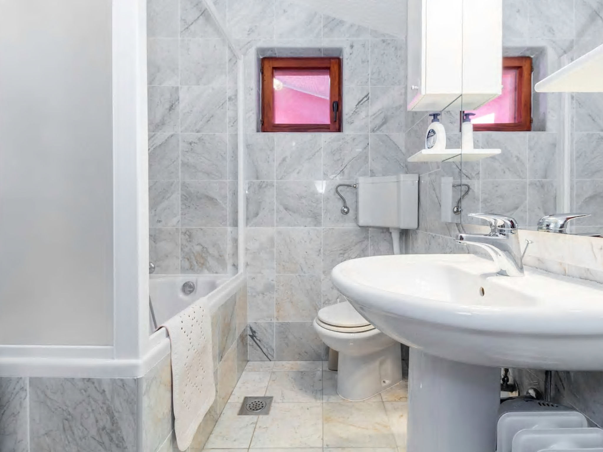 Atri giardino-Dedans