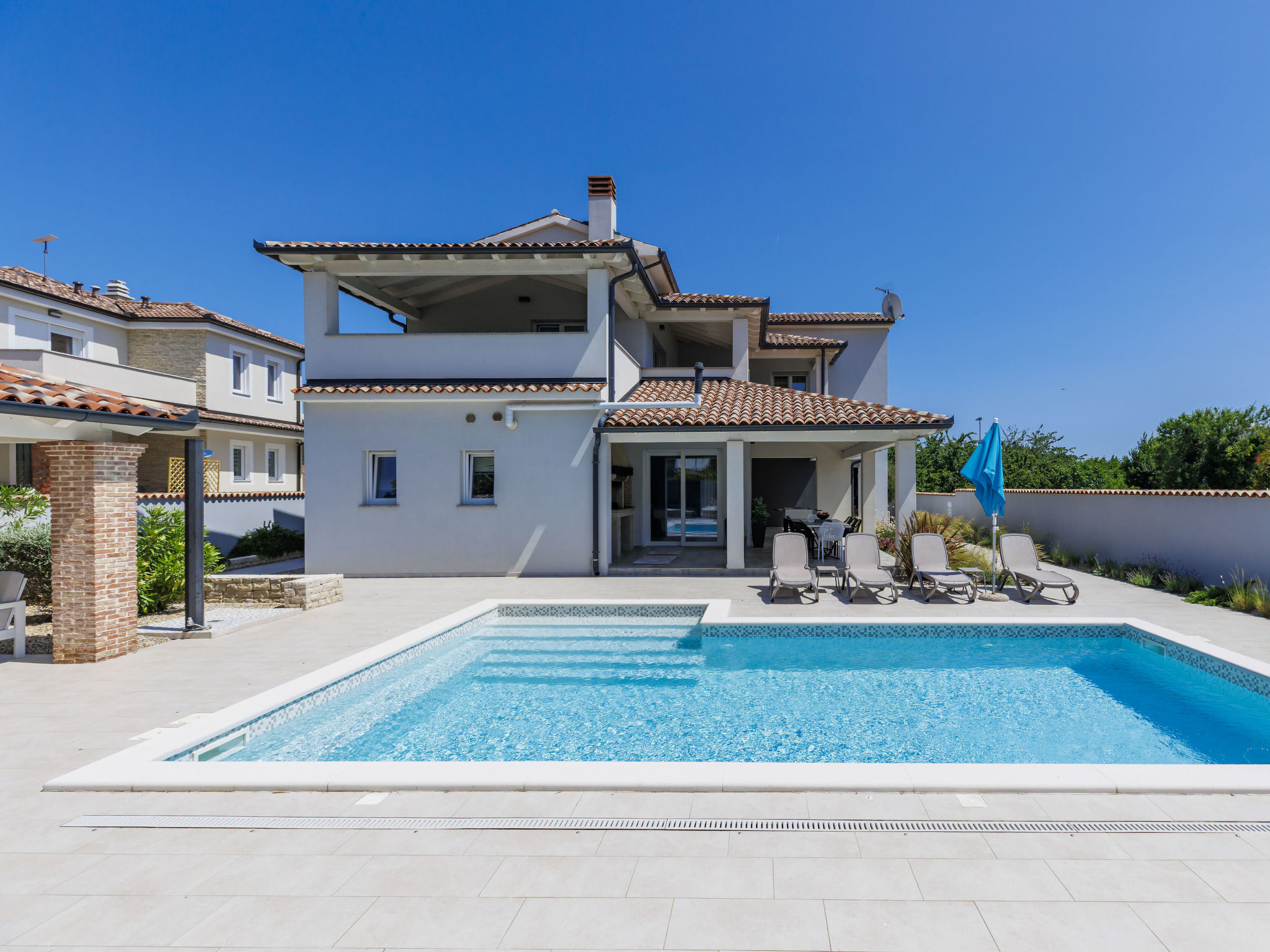 Dream house-Buiten