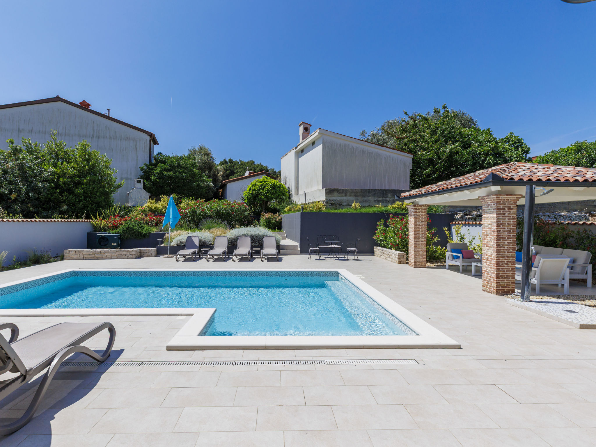 Dream house-Buiten