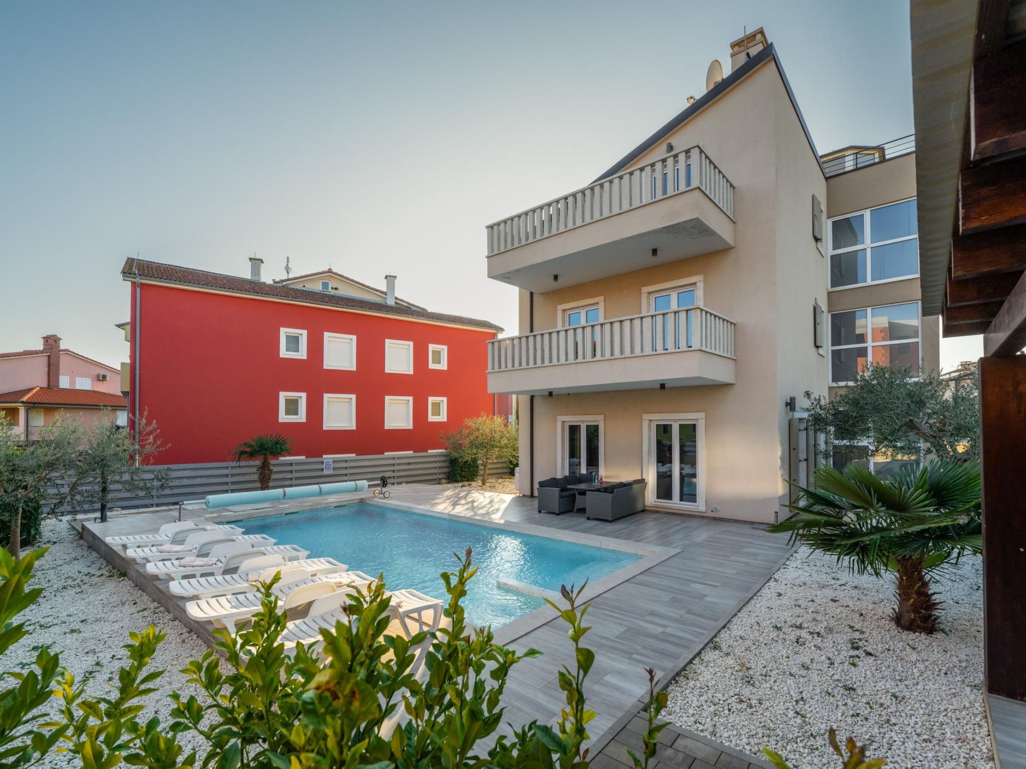 Vakantiehuis met omheinde tuin in Pula/Premantura (Kroatië) 1 hond is welkom