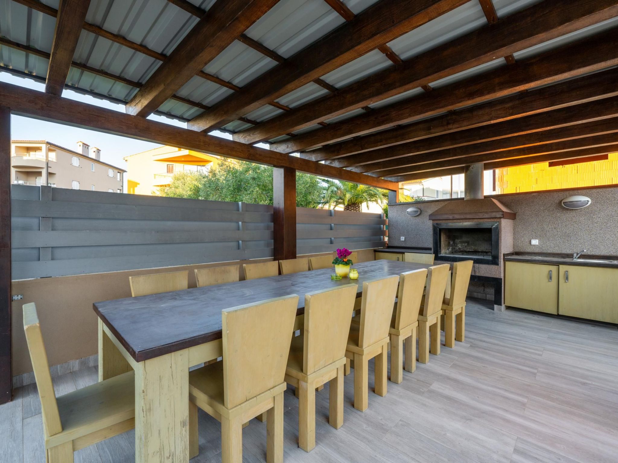 Villa Bellavista für 16 Gäste mit Hockeytisch-Binnen