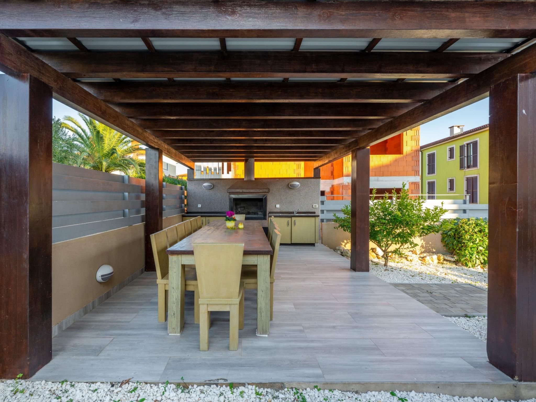 Villa Bellavista für 16 Gäste mit Hockeytisch-Binnen