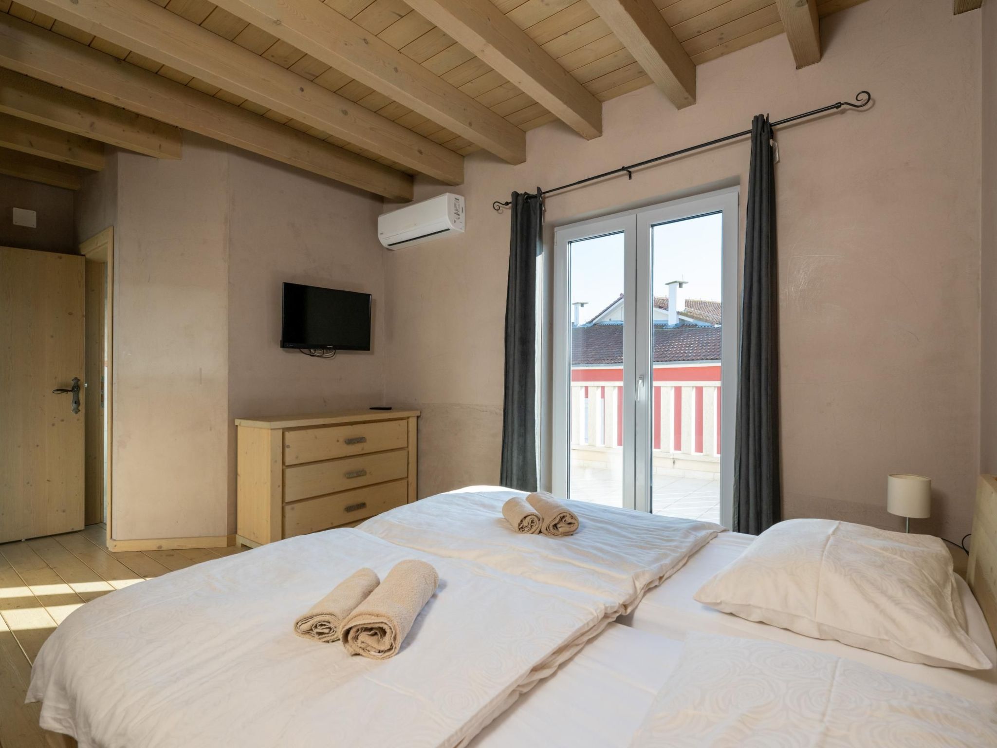 Villa Bellavista für 16 Gäste mit Hockeytisch-Binnen